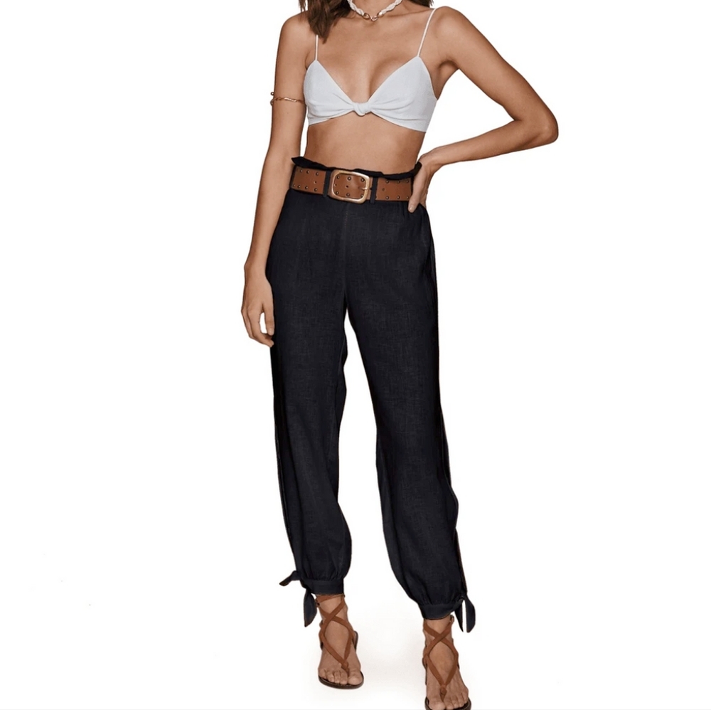 Vix Black Ankle-Cropped Pants linen